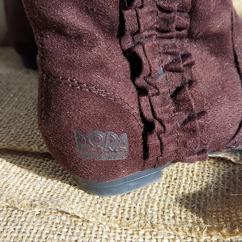 Dora the Explorer Boots - Picture 4 of 4